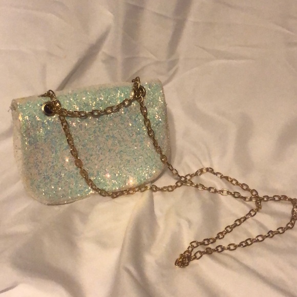 Crossbody - Picture 14 of 14